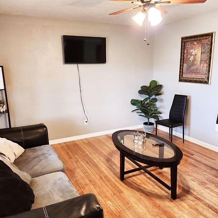 Quiet Comfort Room Near Shopping And Attractions Fayetteville Bagian luar foto